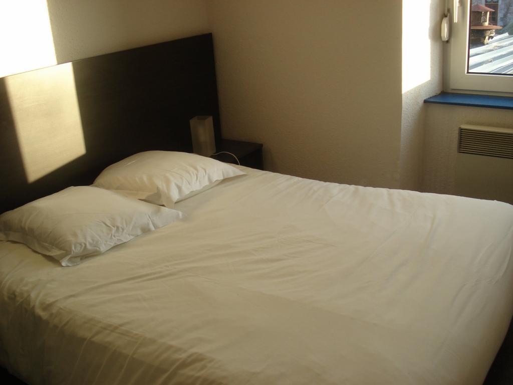 Hotel De La Plage Erquy Oda fotoğraf
